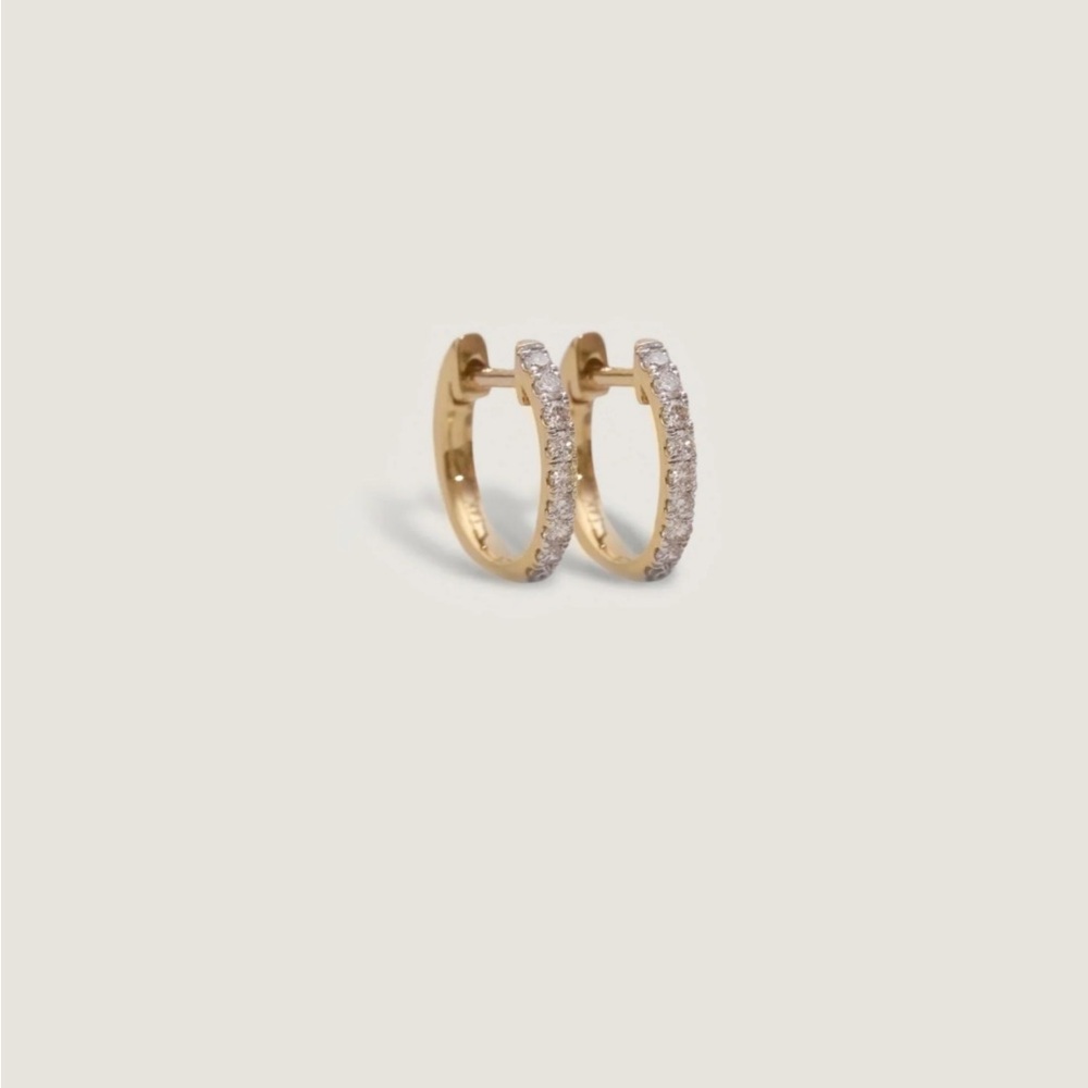 Pavé Huggie Earrings Diamond